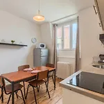 Appartamento 1 Bedroom Near Shops & Metro Tourcoing