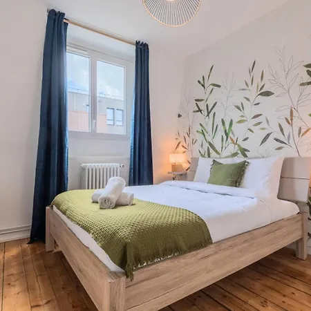1 Bedroom Near Shops & Metro Apartamento